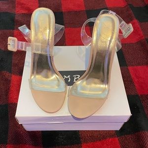 Women’s Nude Clear Chunky Heel